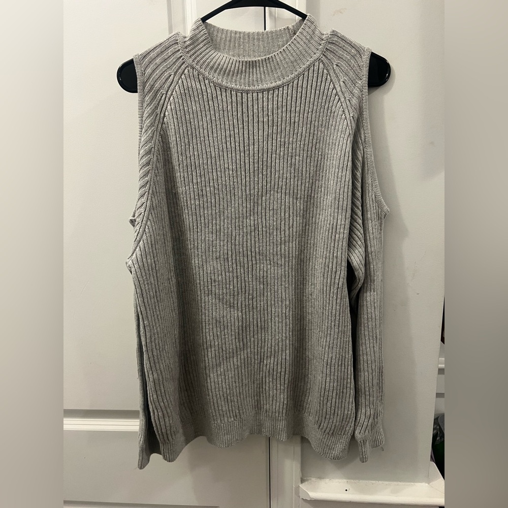Gray Ribbed Women's Sweater Large - Picture 3 of 5